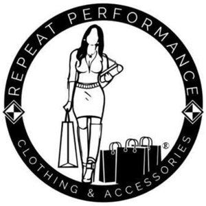 Item #009 - MEDIUM (Any 3 Dress Bundle $35) [Posh Show @ 8:30 pm EST TONIGHT